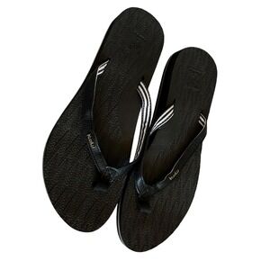 KuaiLu Womens Black Flip Flop Sandals Striped Arch Support Beach Shoes Size 8.5